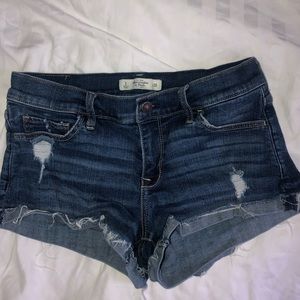abercrombie & fitch shorts- size 26